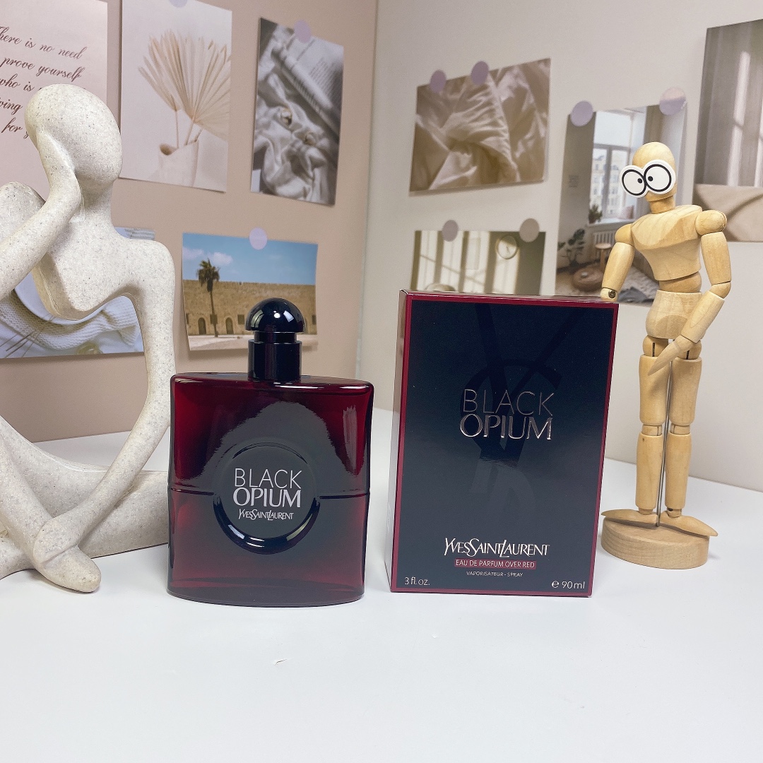 Saint Laurent perfume